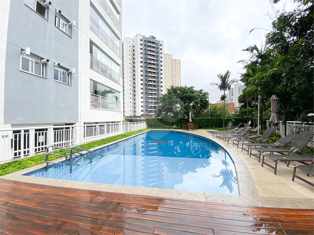 APARTAMENTO em TUCURUVI