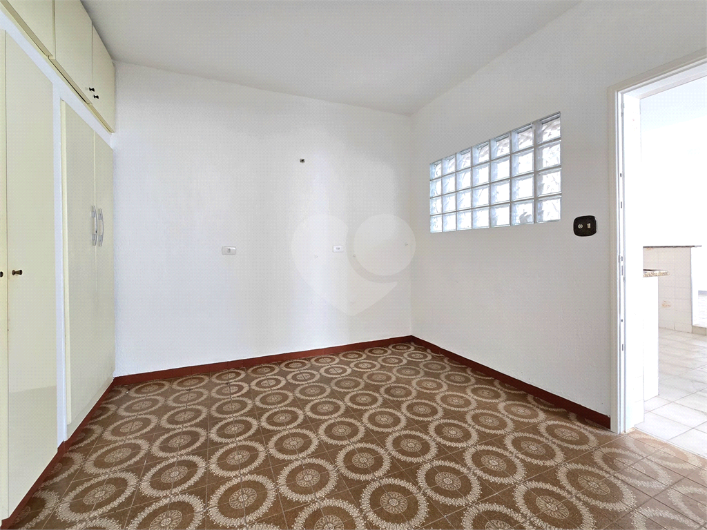 Casa à venda com 3 dormitórios 4 banheiros no JARDIM DA GLORIA
