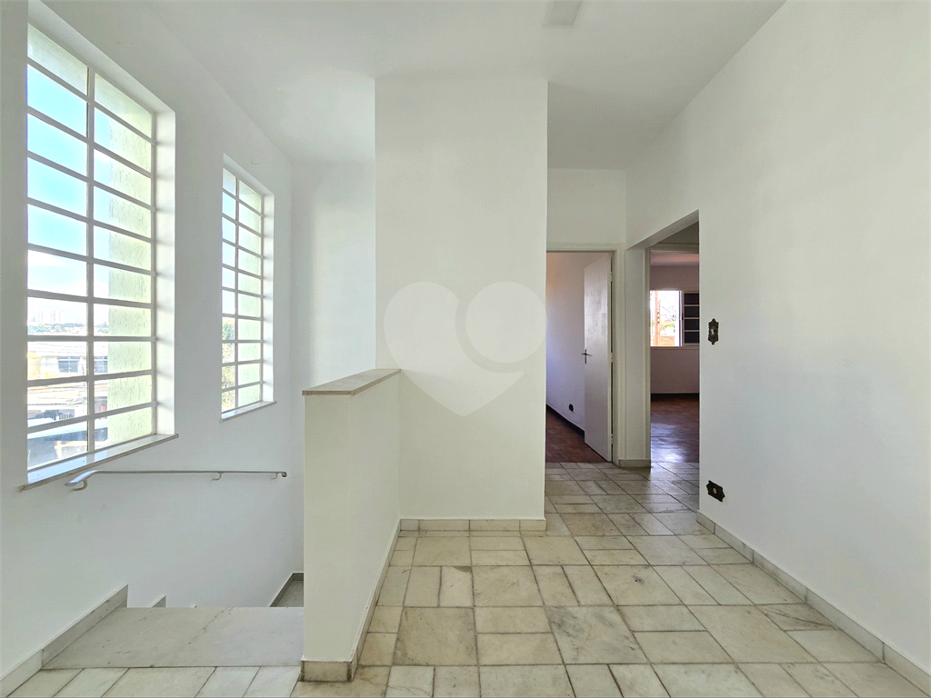 Casa à venda com 3 dormitórios 4 banheiros no JARDIM DA GLORIA