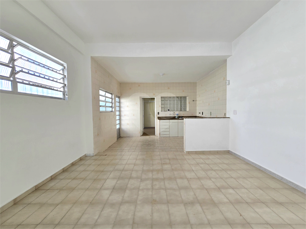 Casa à venda com 3 dormitórios 4 banheiros no JARDIM DA GLORIA