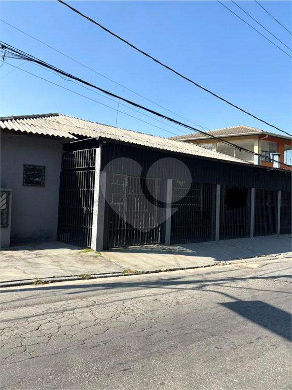 Salão Comercial no acesso para a Serra da Cantareira