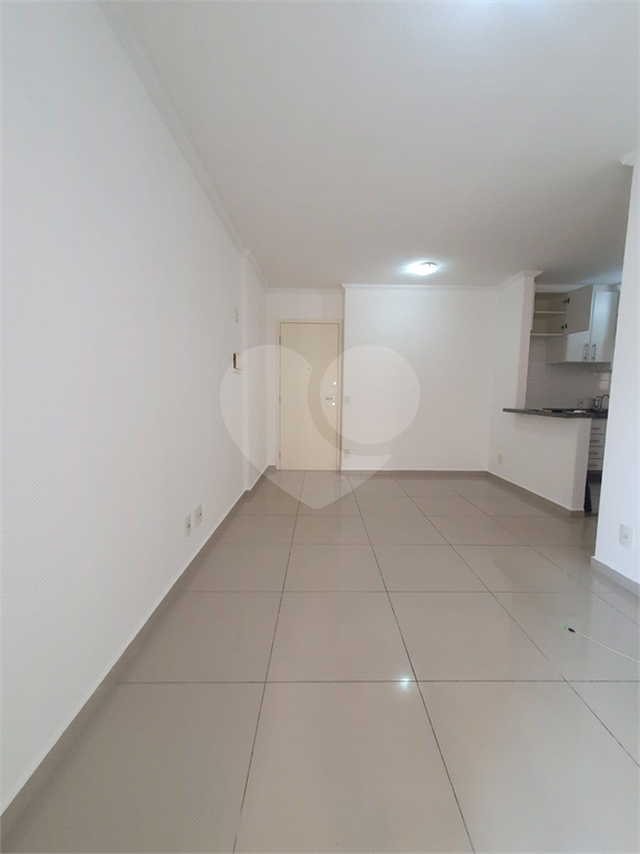APARTAMENTO em MORUMBI