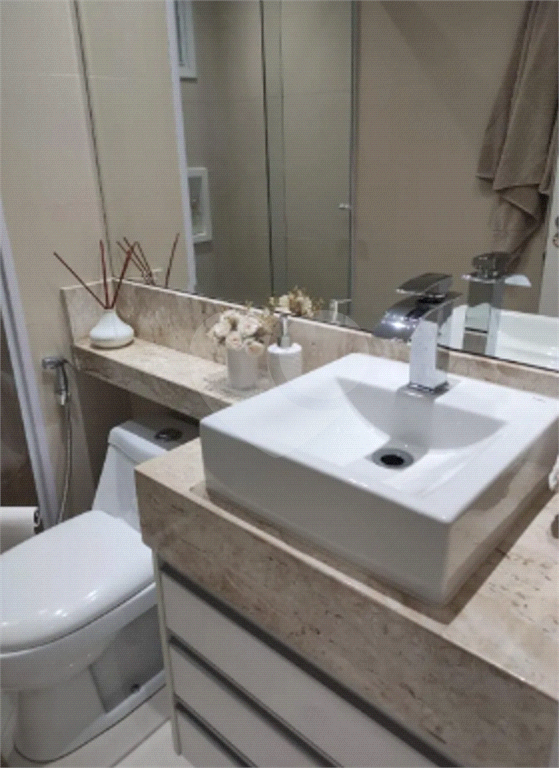 APARTAMENTO em TATUAPÉ