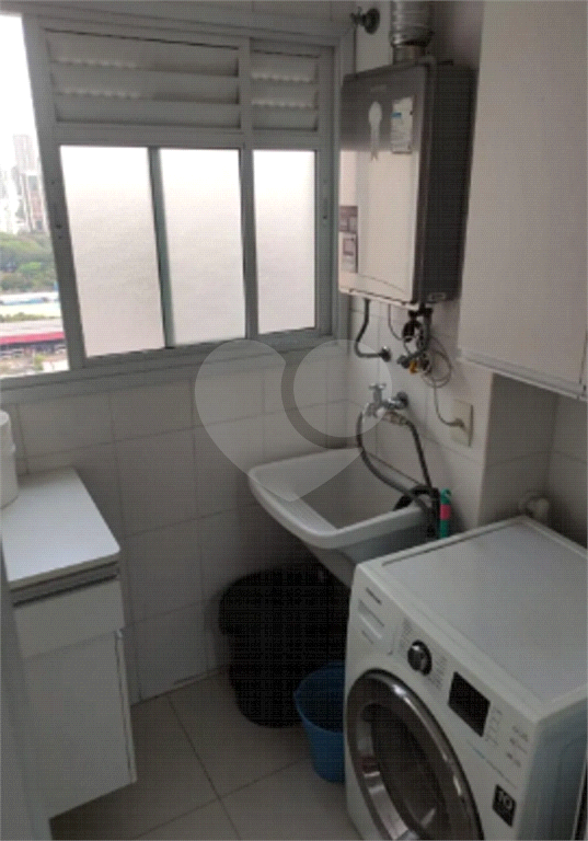 APARTAMENTO em TATUAPÉ
