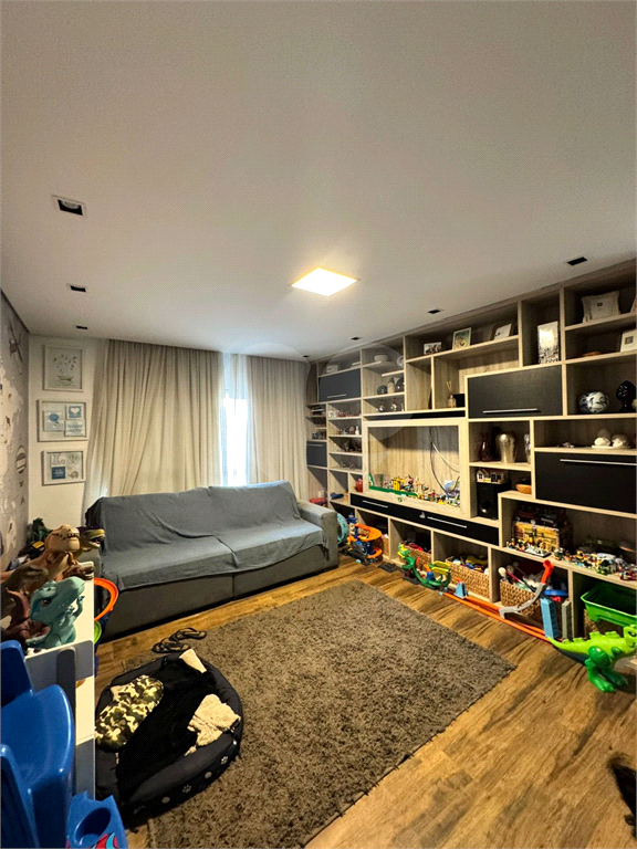 Sobrado á Venda  bairro Vila Nova Mazzei - 250 metros quadrados - 3 dormitórios e duas suítes e 4 vagas