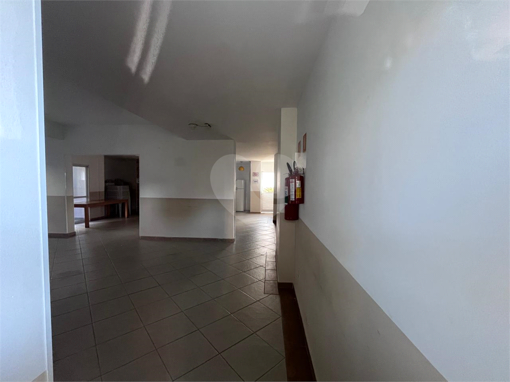 Apartamento para locação – Av. Júlio Buono