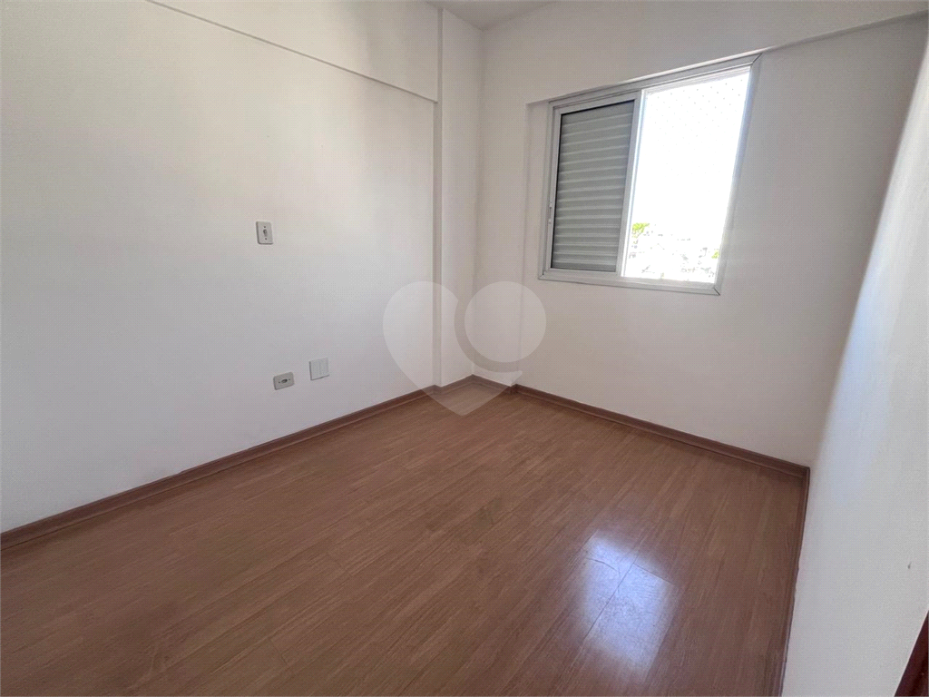 Apartamento para locação – Av. Júlio Buono