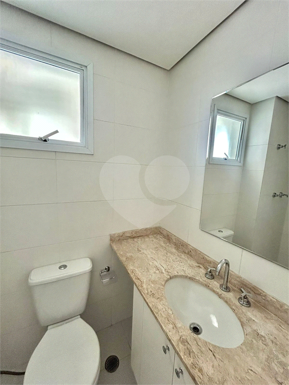Apartamento ampla varanda, 2 dormitórios 1 suíte e 1 vaga, fácil acesso ao metrô Tucuruvi 