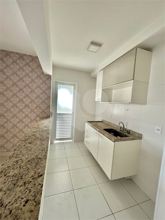Apartamento ampla varanda, 2 dormitórios 1 suíte e 1 vaga, fácil acesso ao metrô Tucuruvi 