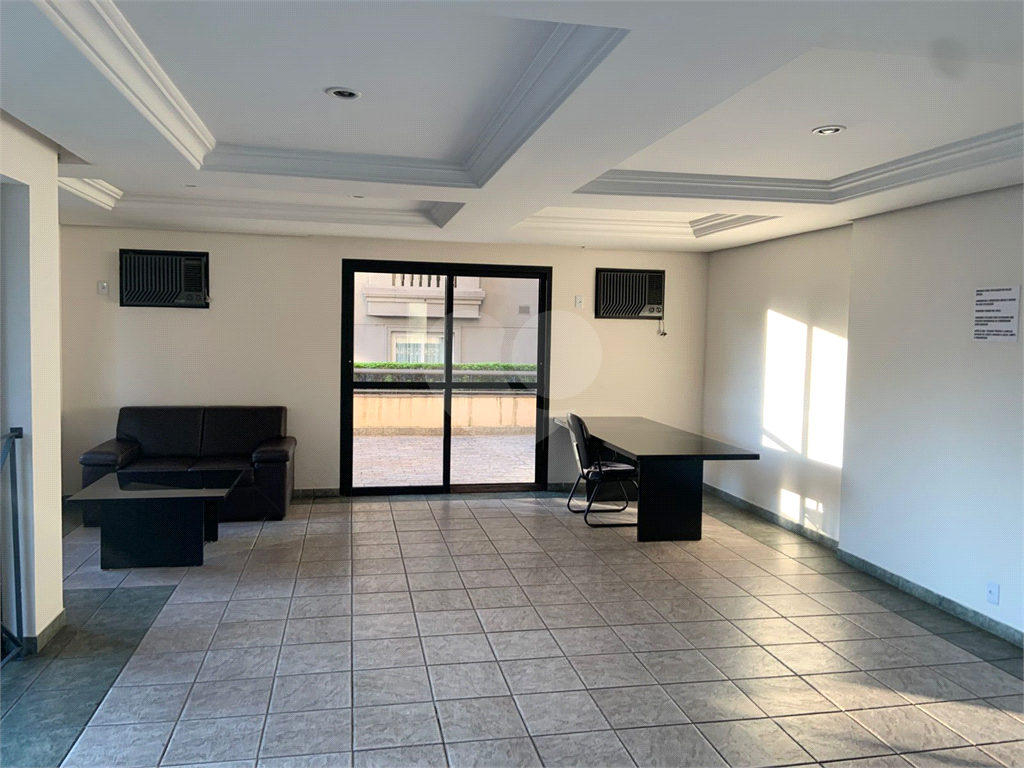 APARTAMENTO em JARDIM EUROPA