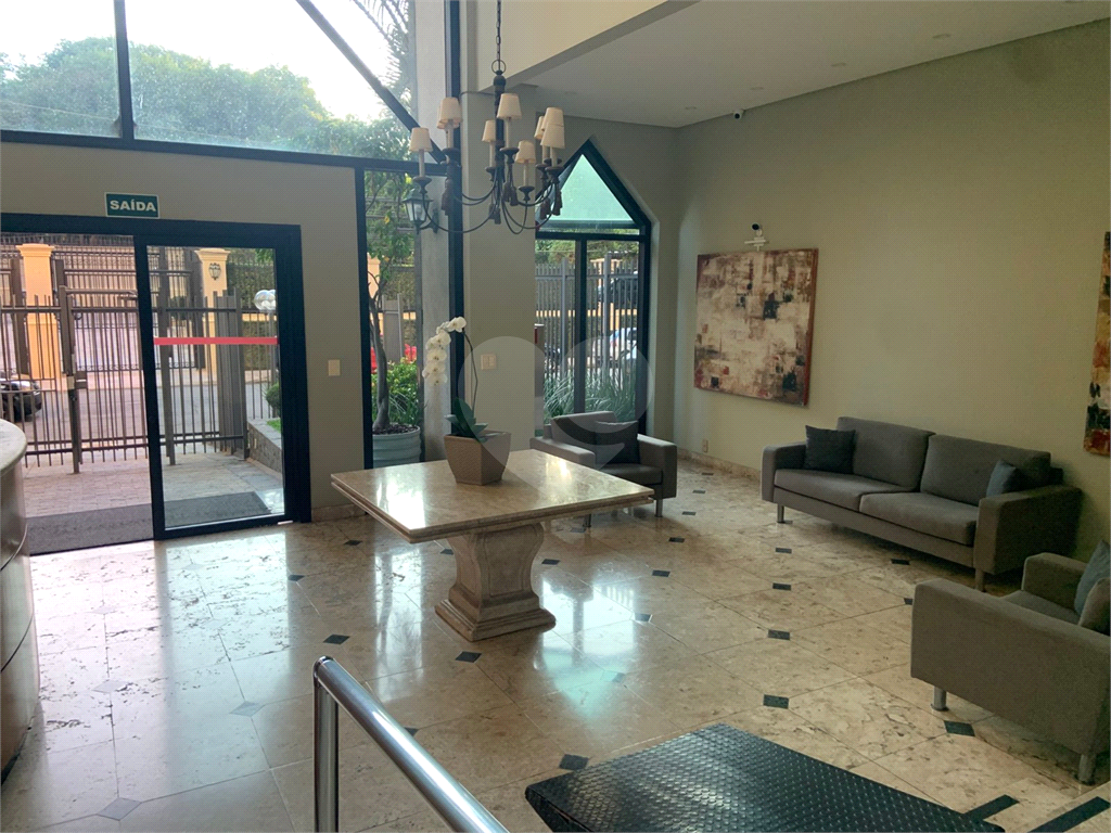 APARTAMENTO em JARDIM EUROPA
