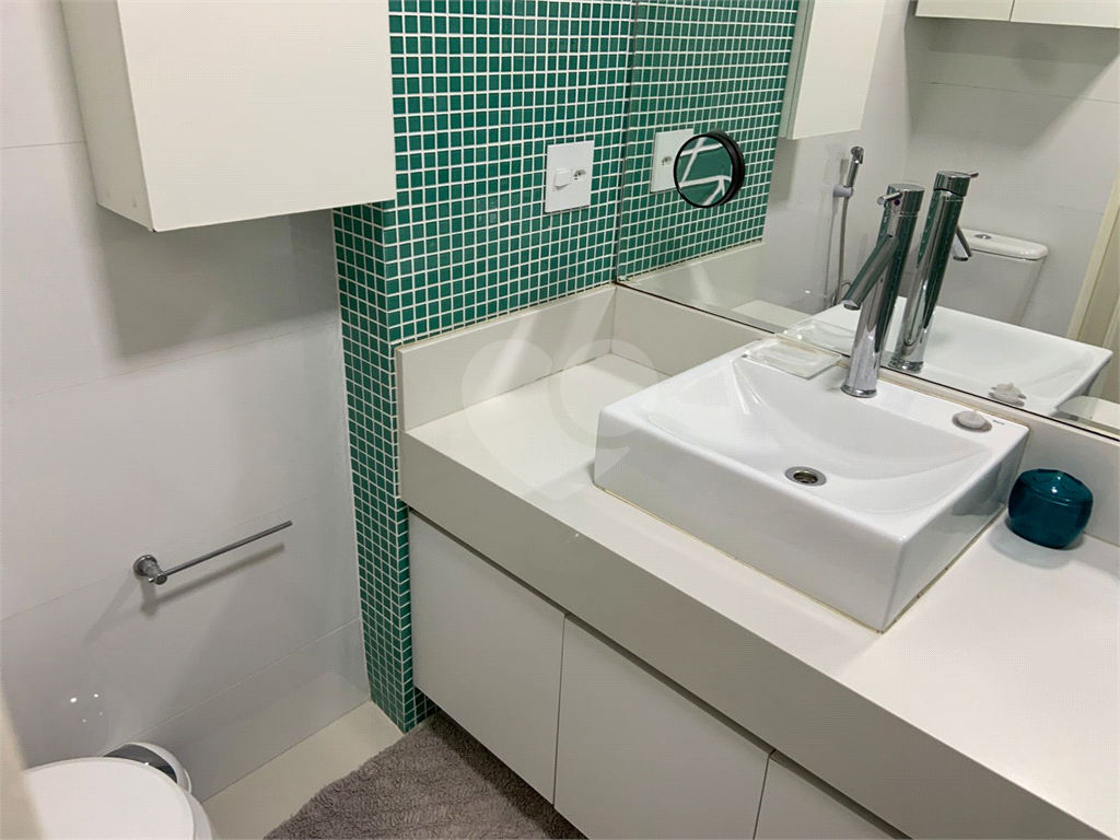 APARTAMENTO em JARDIM EUROPA