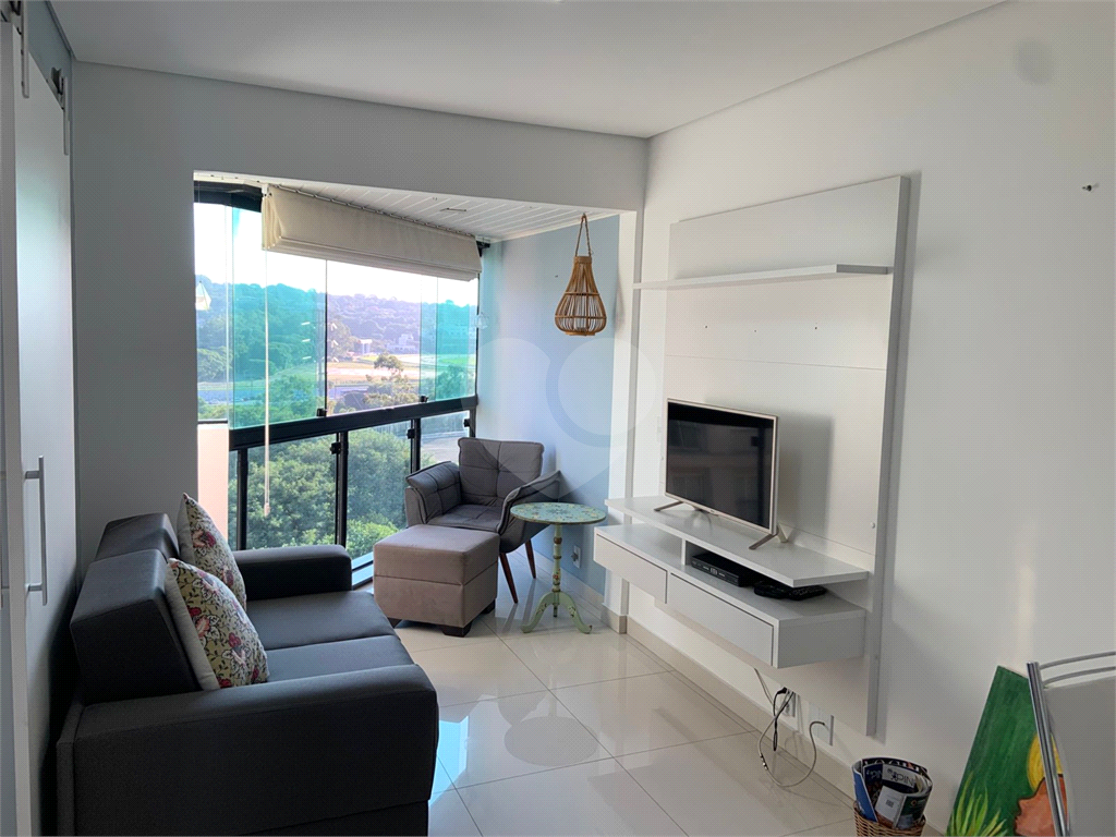 APARTAMENTO em JARDIM EUROPA