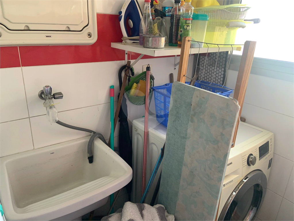 APARTAMENTO em LAPA