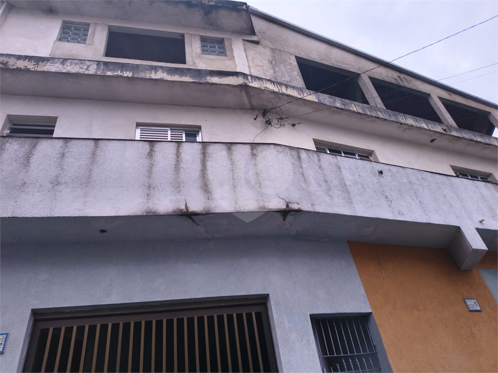 CASA A VENDA - TUCURUVI / SÃO PAULO 187 M² - 03 Dormitorios - 01 suite -03 vagas de garagem