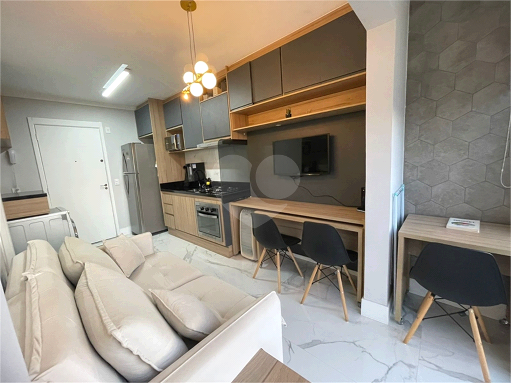 Apartamento à venda com 1 quarto, 26m² - Foto 2