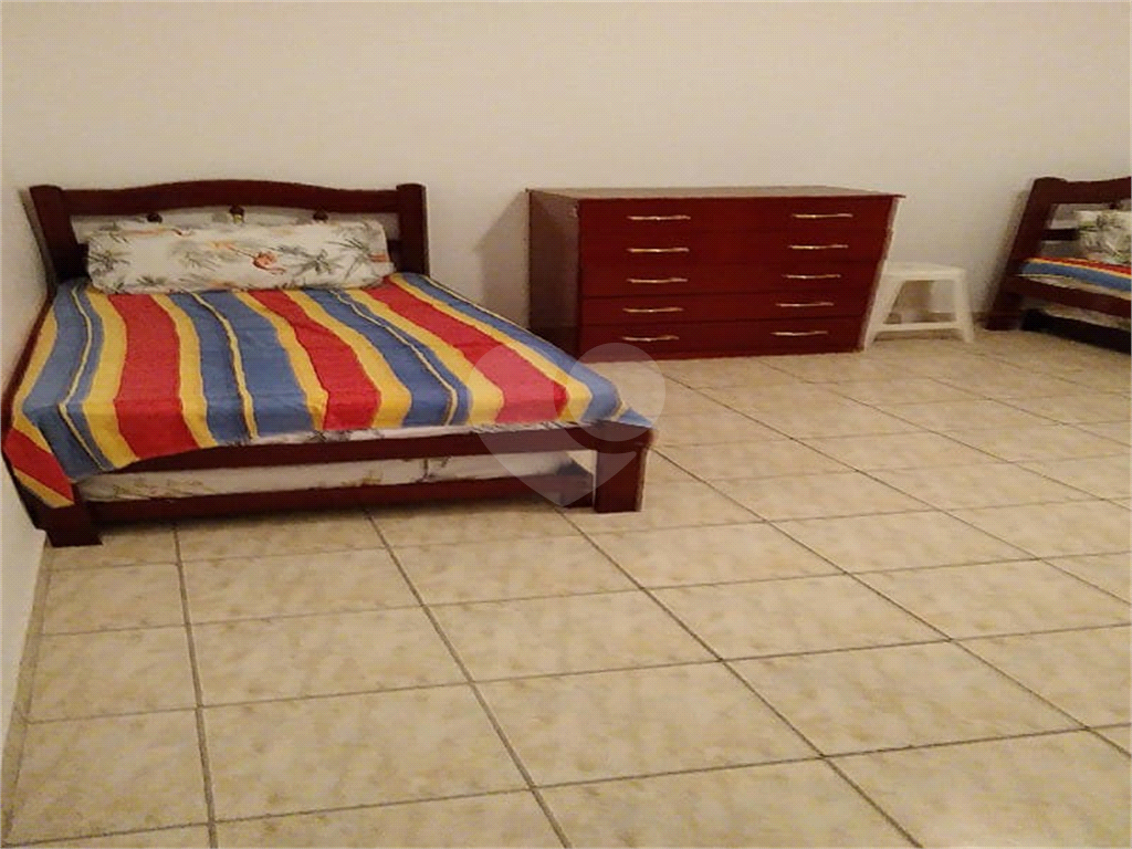 Apartamento à Venda com 91m² no Canto do Forte - SP
