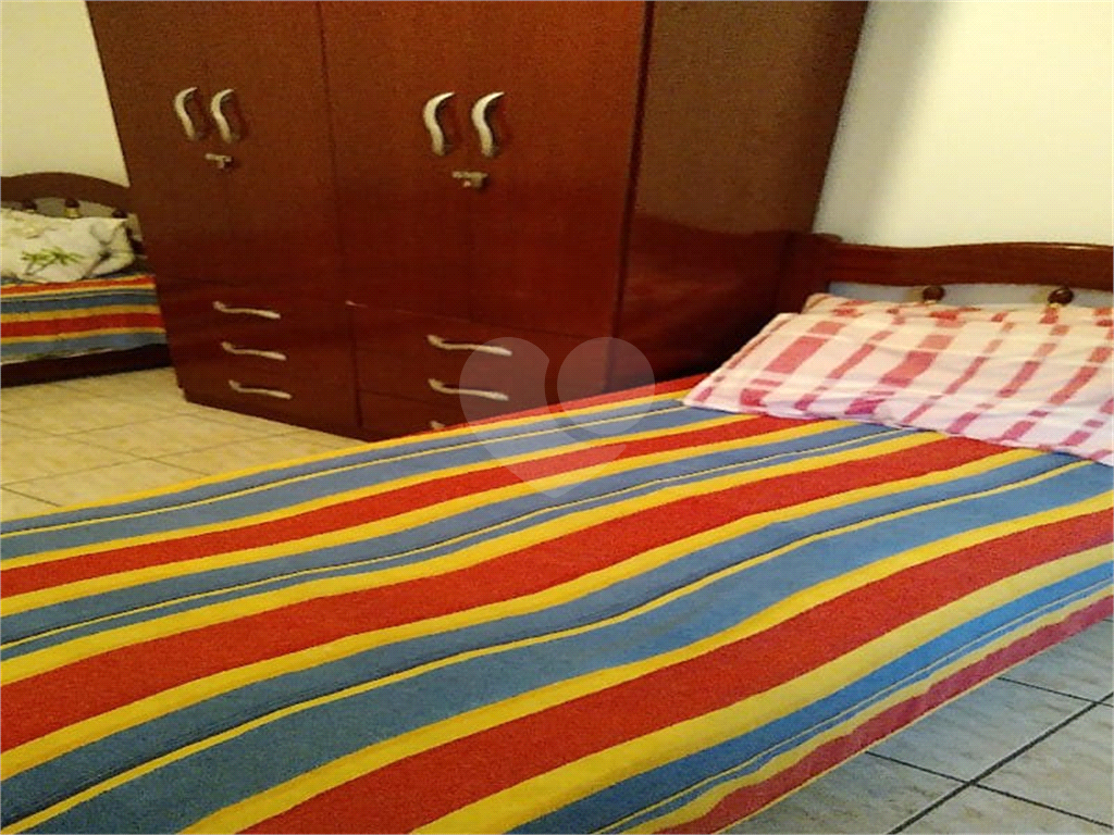 Apartamento à Venda com 91m² no Canto do Forte - SP