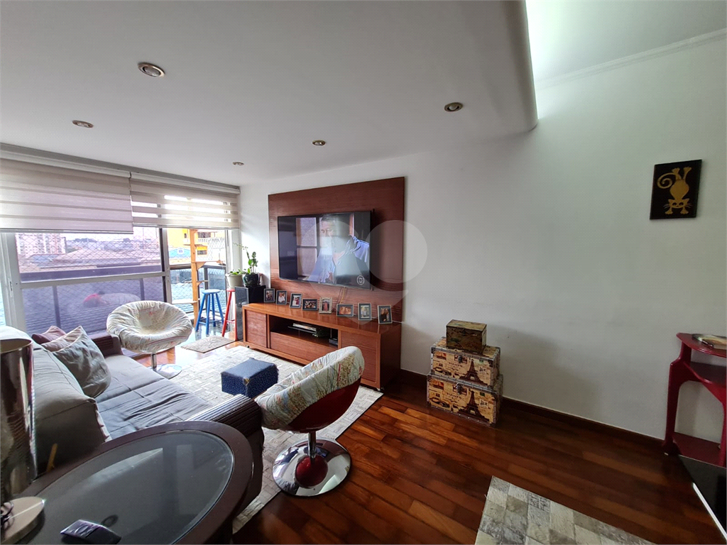Apartamento à Venda na Vila Augusta – 95m², 3 Dorms, Varanda e Planejados!