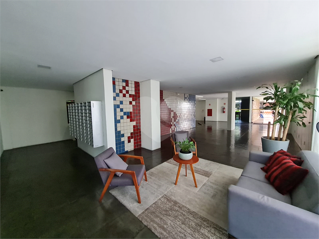 Apartamento à Venda na Vila Augusta – 95m², 3 Dorms, Varanda e Planejados!