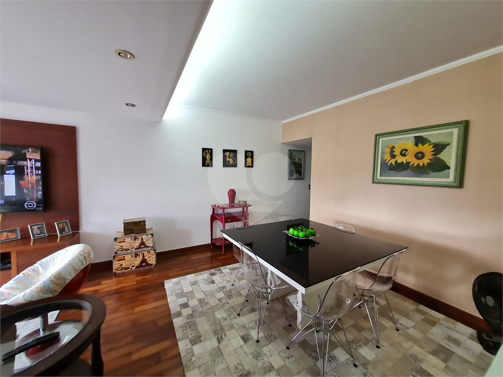 Apartamento à Venda na Vila Augusta – 95m², 3 Dorms, Varanda e Planejados!