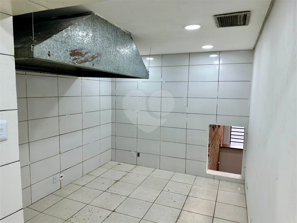 Prédio Comercial par Locação| 200m² | em Parada Inglesa | SP!