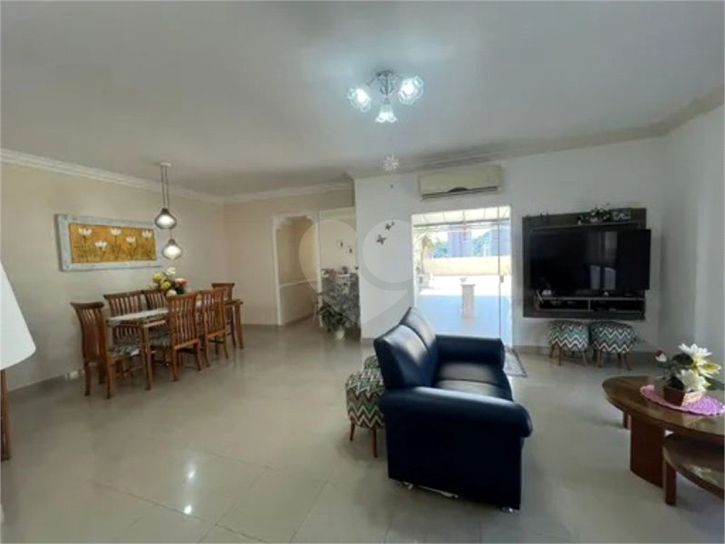 Apartamento à venda | 364m²| 3 suítes| 2 vagas em Praia Grande| SP!
