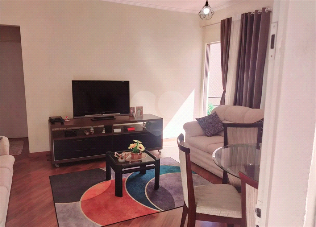 Apartamento à venda com 2 quartos, 78m² - Foto 3