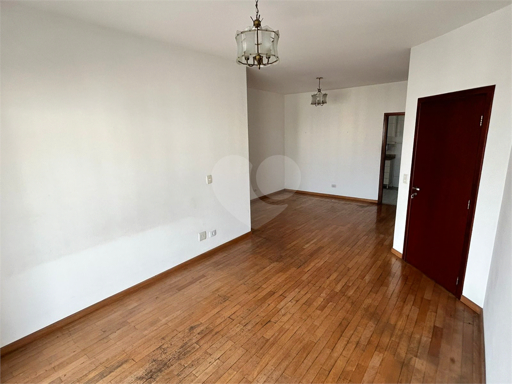 Apartamento à venda | 106m² | 3 dormitórios (1 suíte) | 2 vagas em Perdizes | SP!