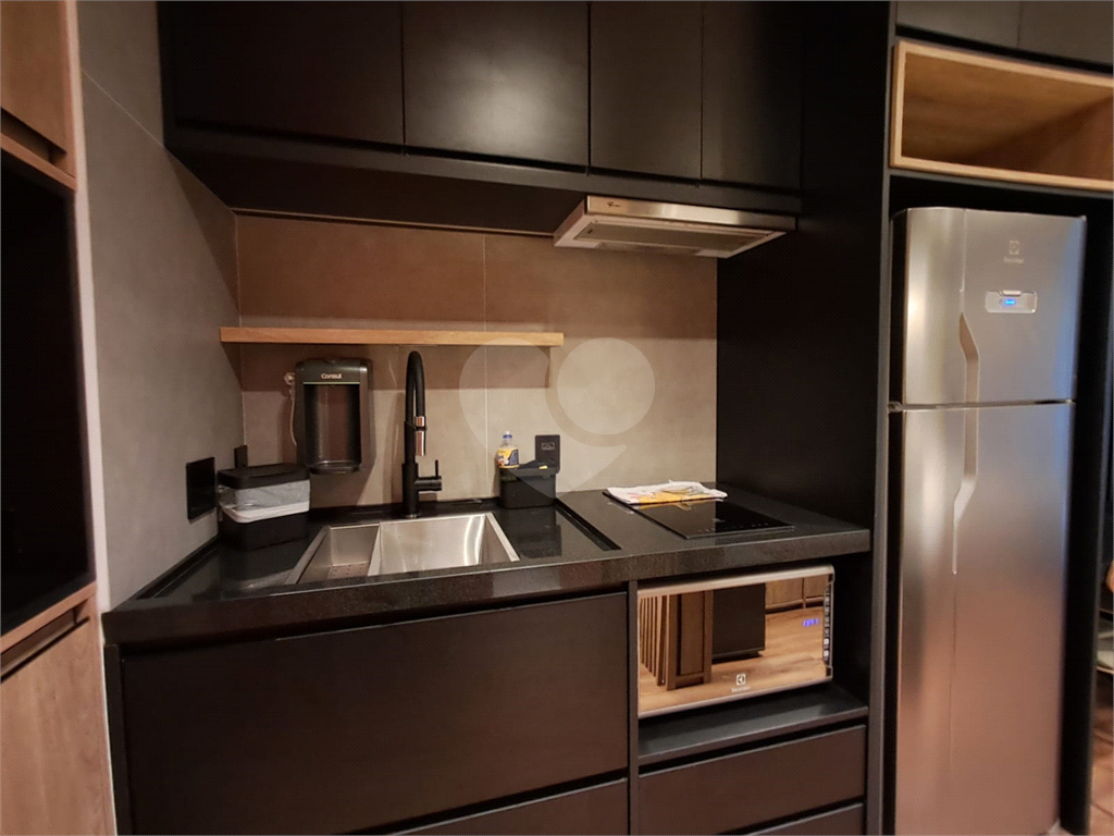 Studio com decoração refinada 26m² mobiliado com lazer Pinheiros