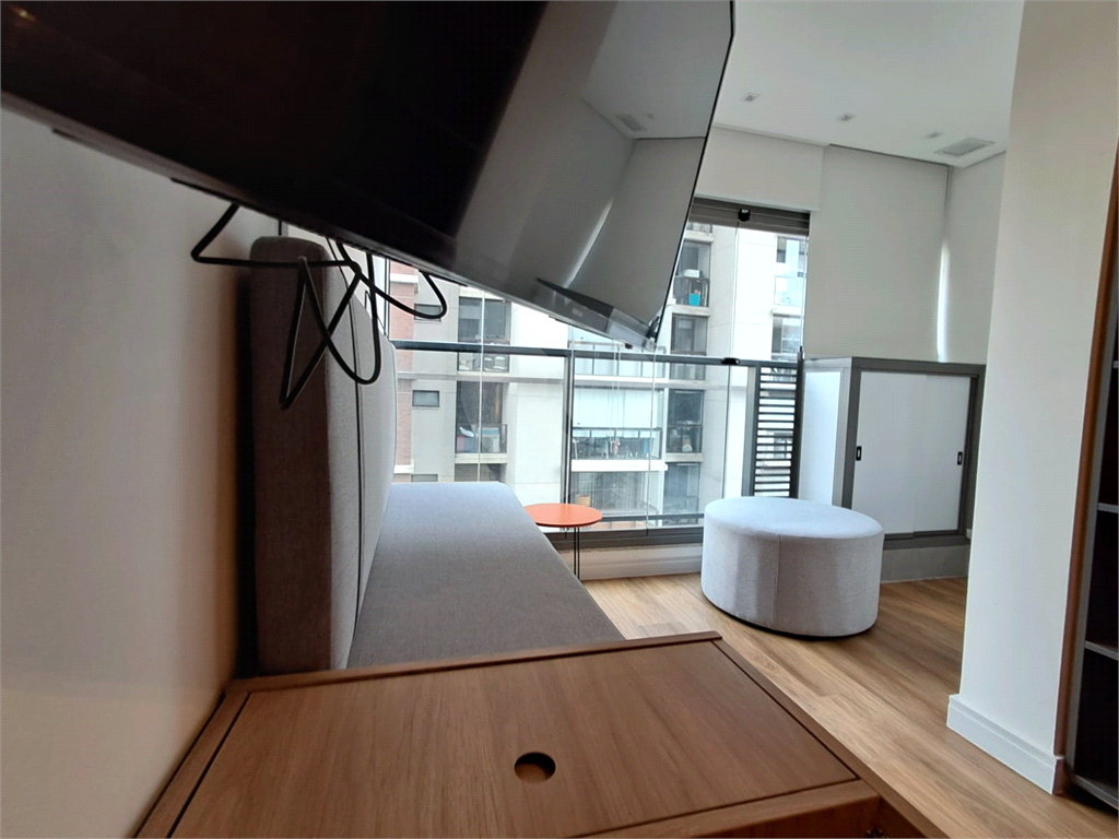 Studio com decoração refinada 26m² mobiliado com lazer Pinheiros