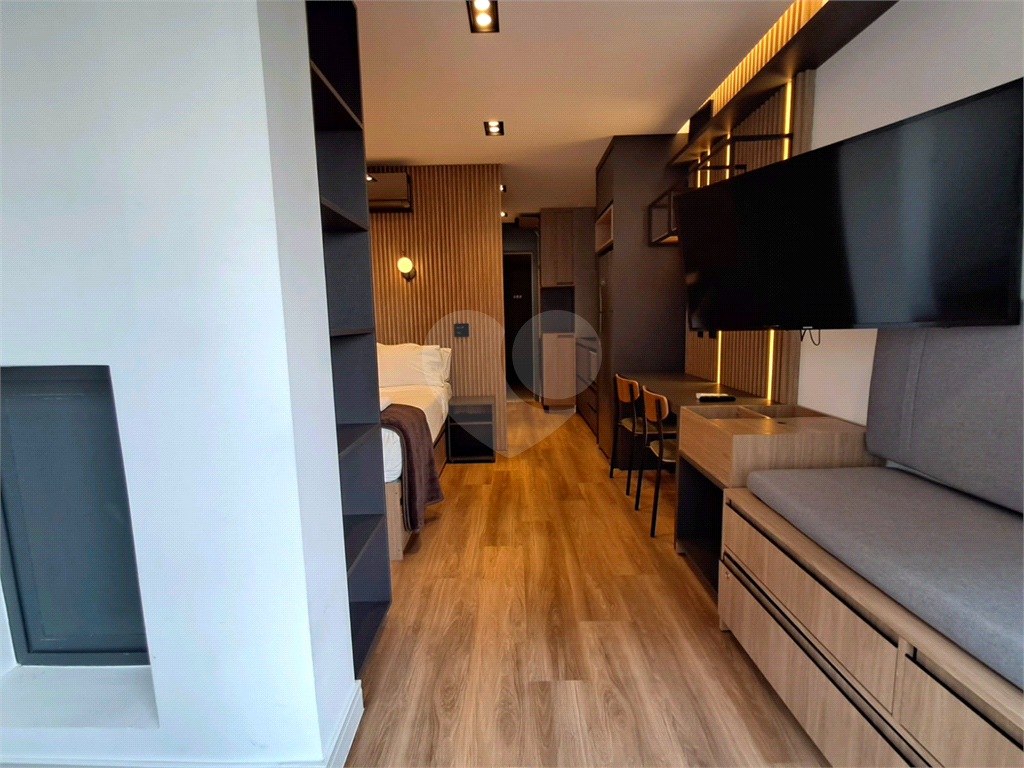 Studio com decoração refinada 26m² mobiliado com lazer Pinheiros