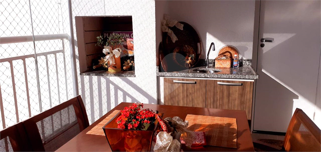 APARTAMENTO em TATUAPÉ