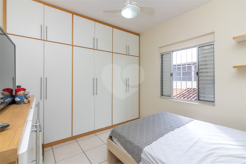 Casa de Vila - Saúde - 3 Quartos / Dormitórios - 1 Vaga - Venda / Compra