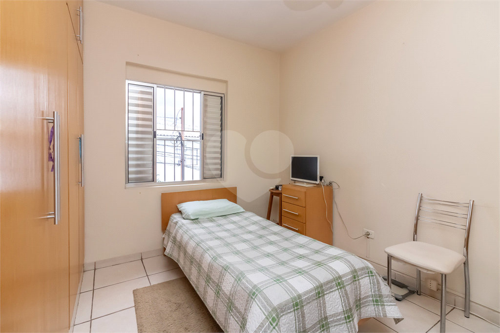 Casa de Vila - Saúde - 3 Quartos / Dormitórios - 1 Vaga - Venda / Compra