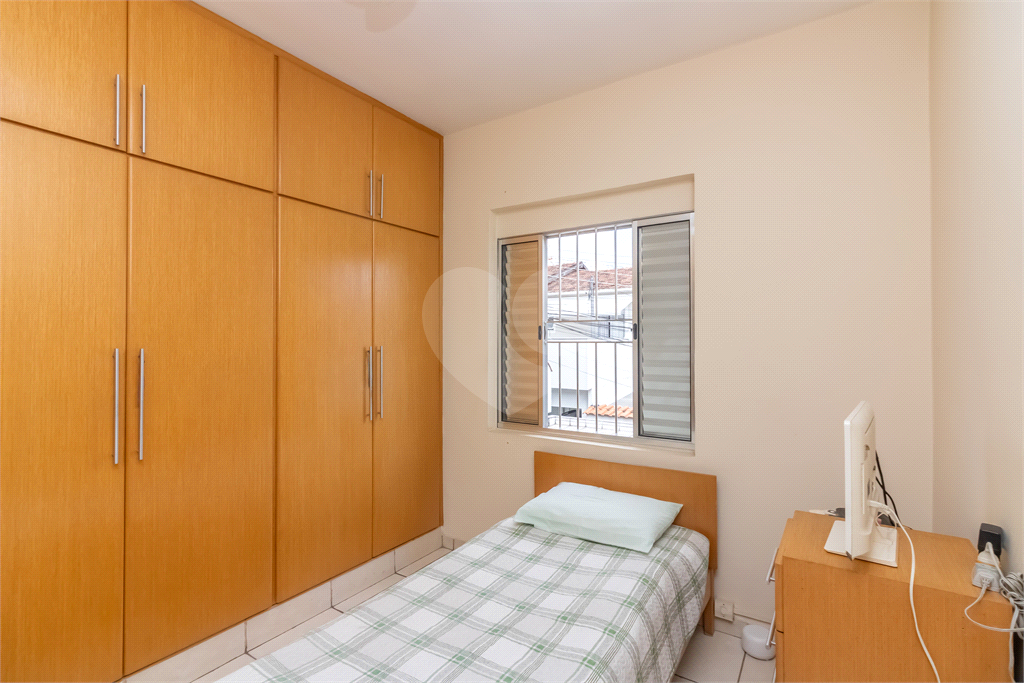 Casa de Vila - Saúde - 3 Quartos / Dormitórios - 1 Vaga - Venda / Compra