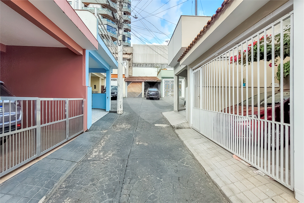 Casa de Vila - Saúde - 3 Quartos / Dormitórios - 1 Vaga - Venda / Compra