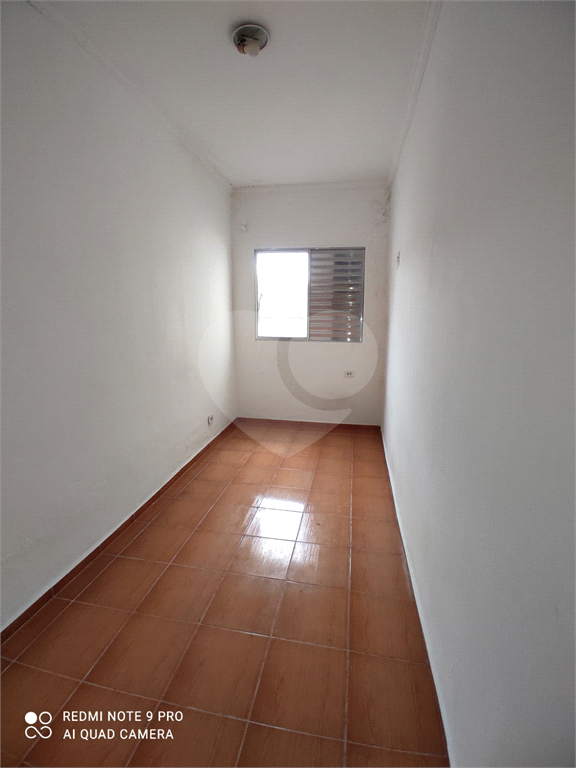 Excelente Terreno na Avenida Do Guaca com 05 casas!!!