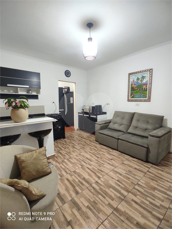 Excelente Terreno na Avenida Do Guaca com 05 casas!!!