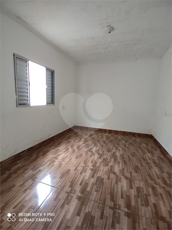 Excelente Terreno na Avenida Do Guaca com 05 casas!!!