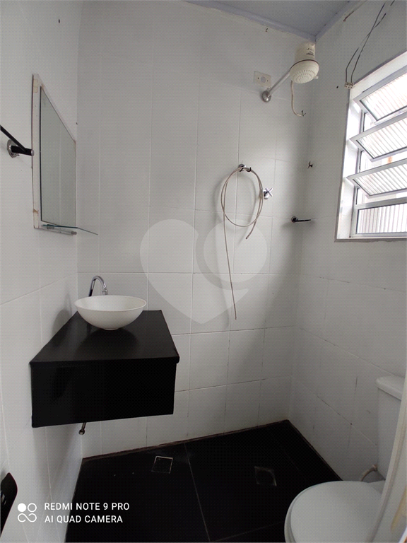 Excelente Terreno na Avenida Do Guaca com 05 casas!!!