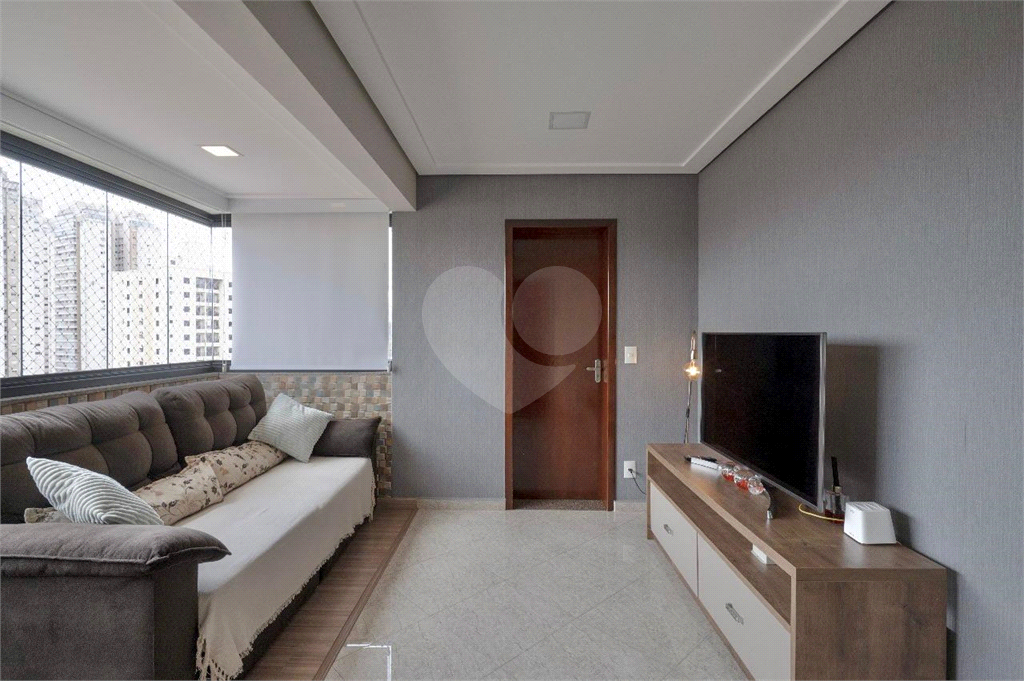 Apartamento amplo à venda no Tatuapé 