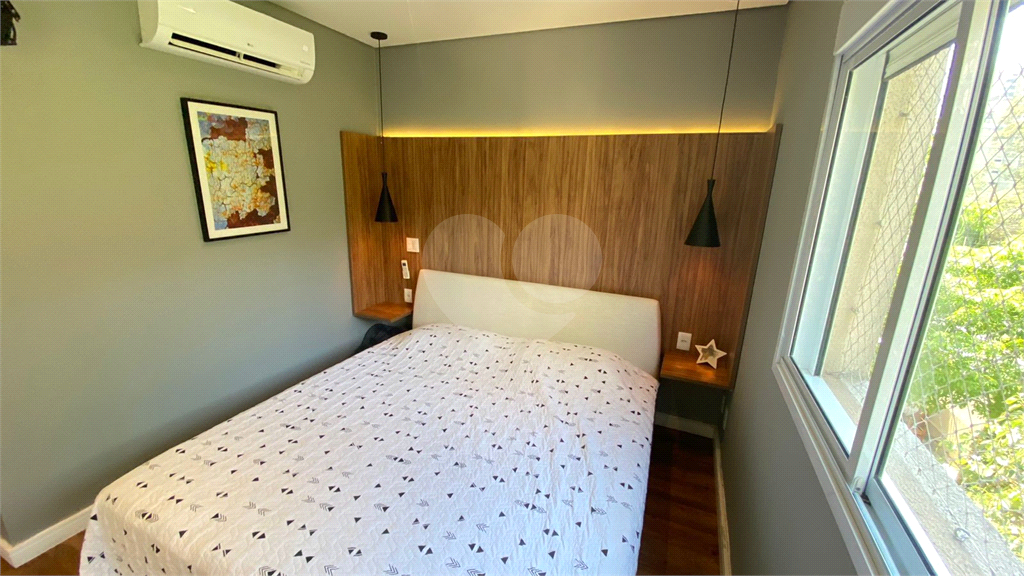 Vila Andrade com 3 dorms (1 suíte) e 02 garagens