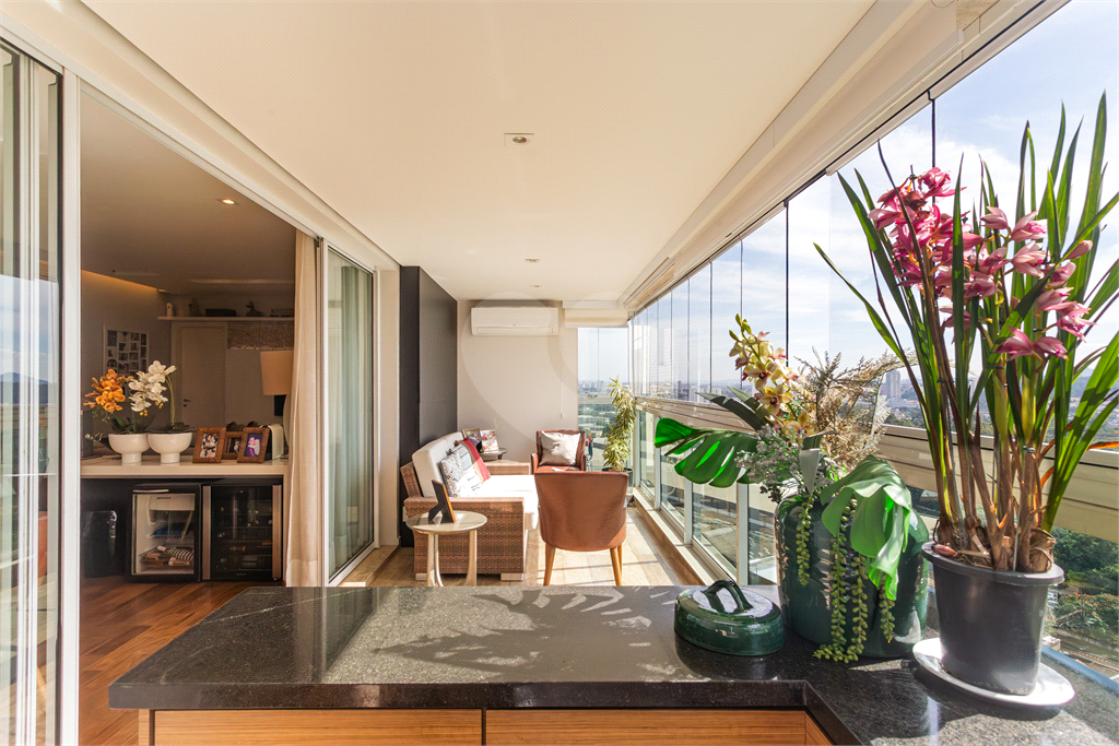 APARTAMENTO À VENDA COM 3 QUARTOS - VARANDA GOURMET - 2 VAGAS NA VILA LEOPOLDINA