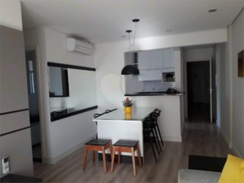 Apartamento à venda e aluguel com 2 quartos, 78m² - Foto 2