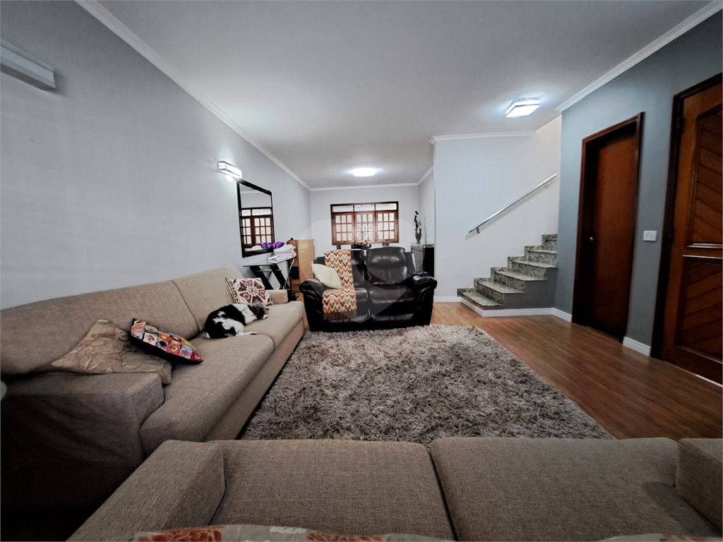 Sobrado à Venda no Tatuapé | 180 m² | 3 Dormitórios | 1 Suíte | 2 Vagas de Garagem