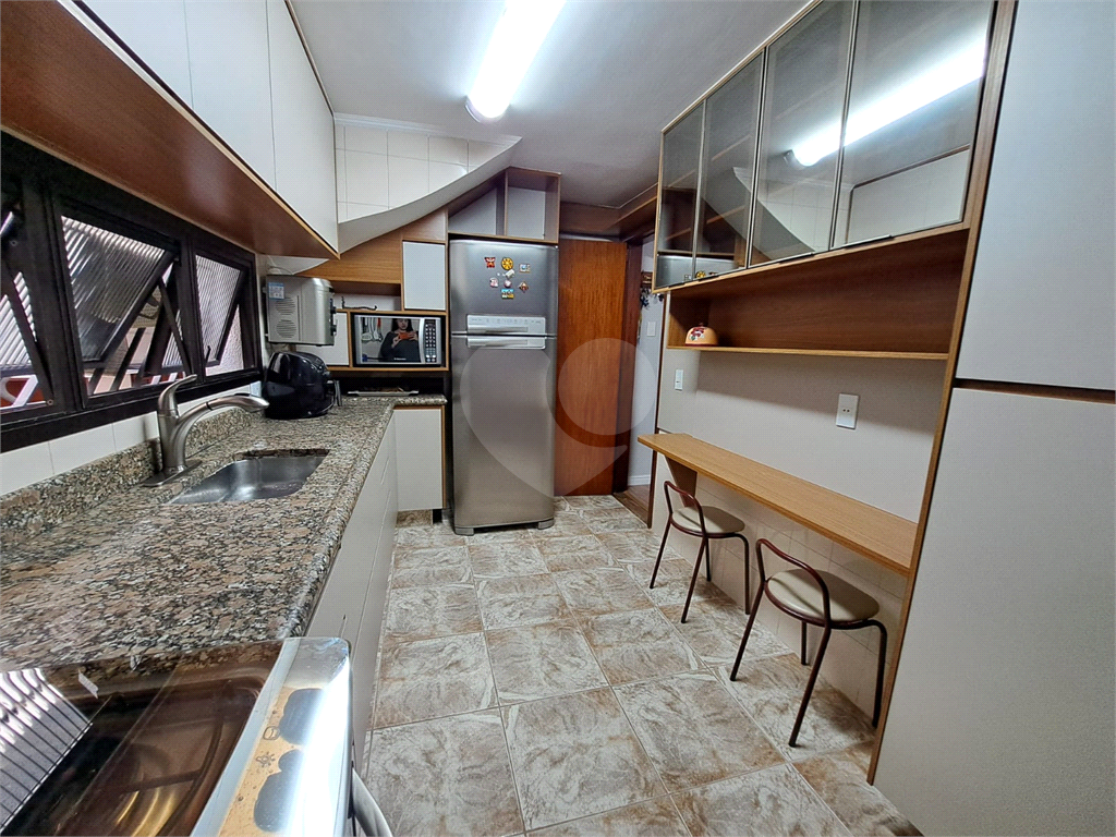 Sobrado à Venda no Tatuapé | 180 m² | 3 Dormitórios | 1 Suíte | 2 Vagas de Garagem