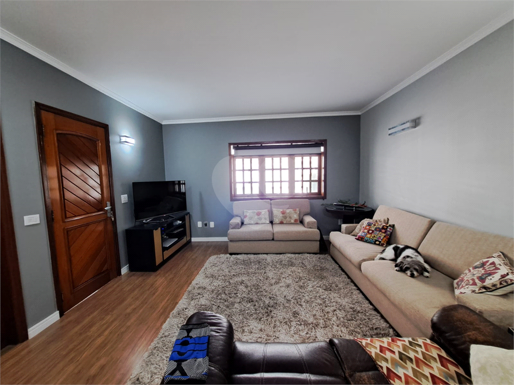 Sobrado à Venda no Tatuapé | 180 m² | 3 Dormitórios | 1 Suíte | 2 Vagas de Garagem