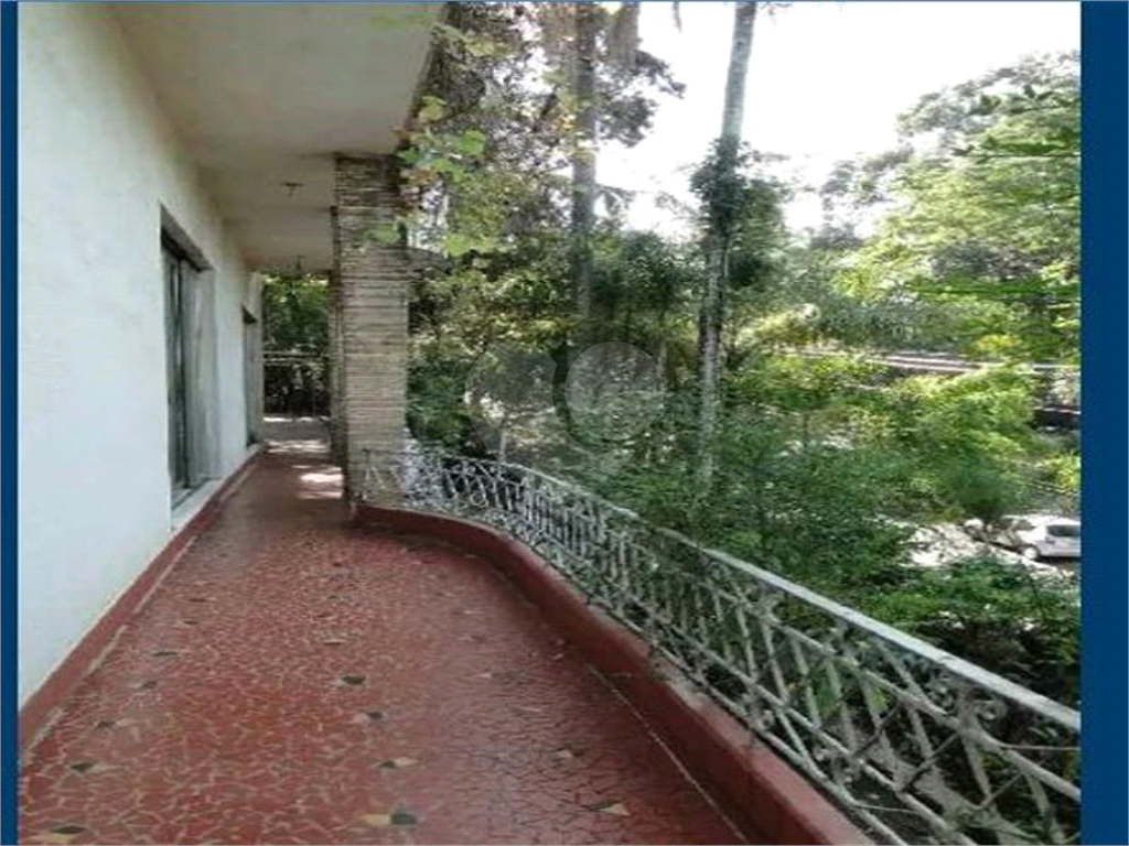 Casa no Jardim São Bento com 4 quartos / 2 suítes / 519 m²