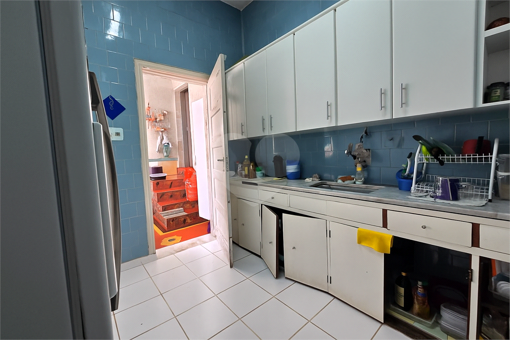 Casa no Jardim São Bento com 4 quartos / 2 suítes / 519 m²